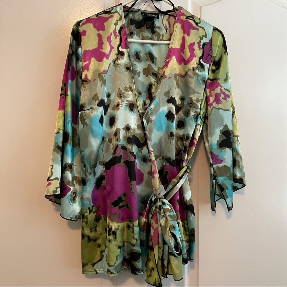 LAST CALL🚨 Lane Bryant Satin Tie Waist Wrap Top
